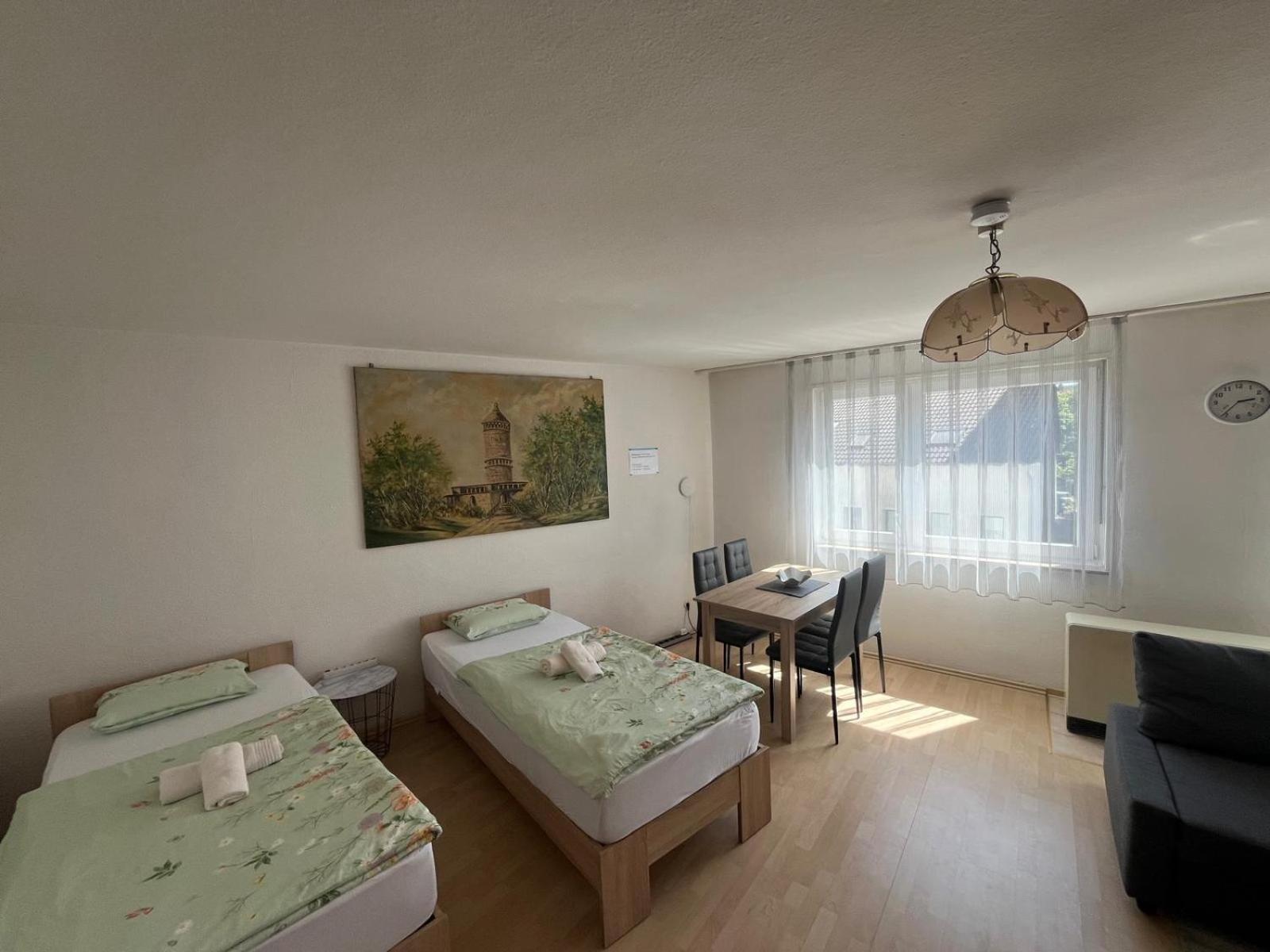 Schoene Ferienwohnung In ซาร์บรึคเคน ภายนอก รูปภาพ